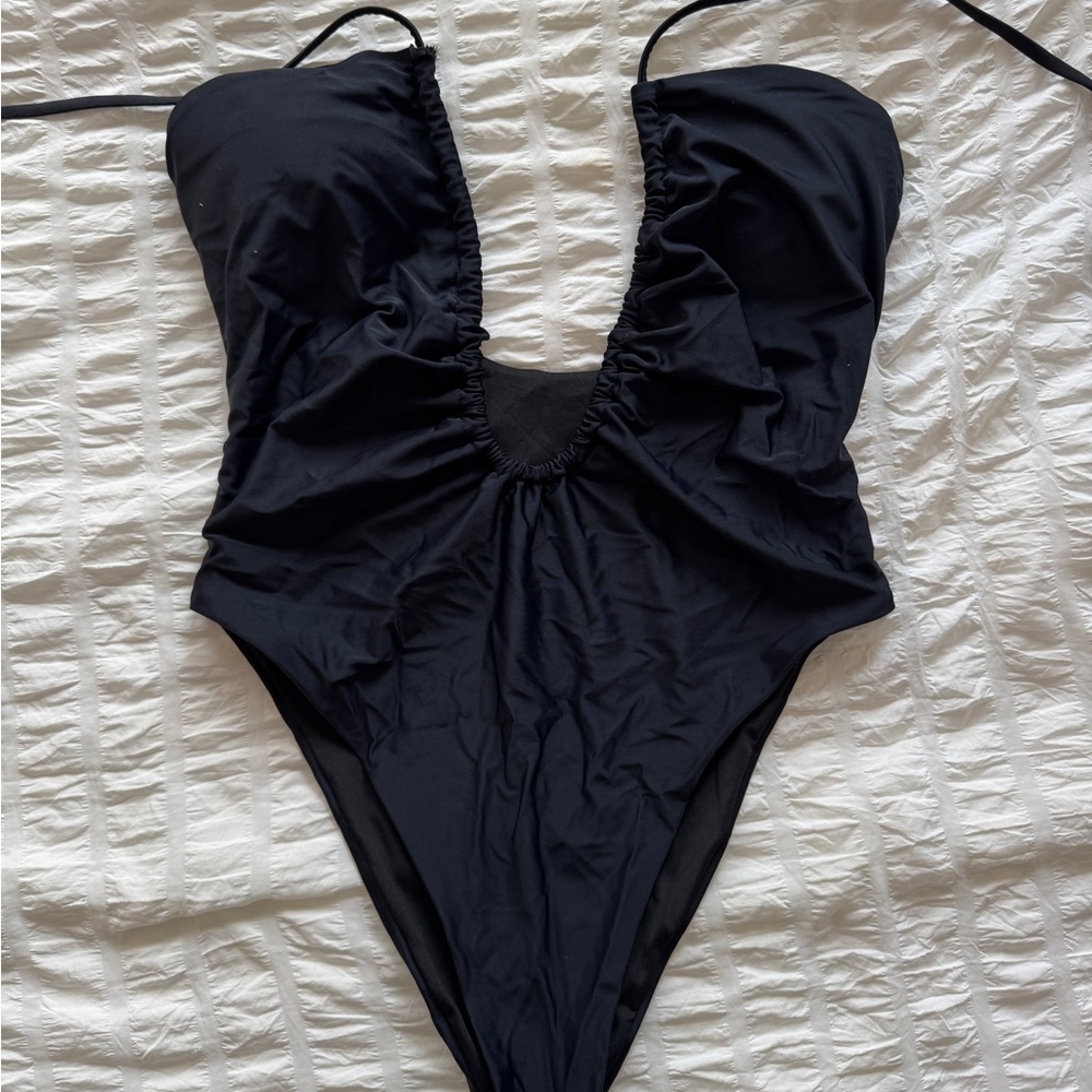 Princess Polly halter one piece bikini!